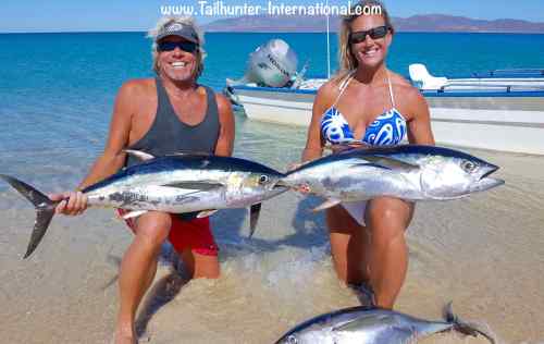 Rick and Amy Kasper from Wyoming run a hunting operation and Rick is also an outfitter and TV host on the outdoor channel. He and Amy hit a nice day of action boating 3 nice tuna on squid and losing another plus having their hands full on 8 or 9 bonito. . 